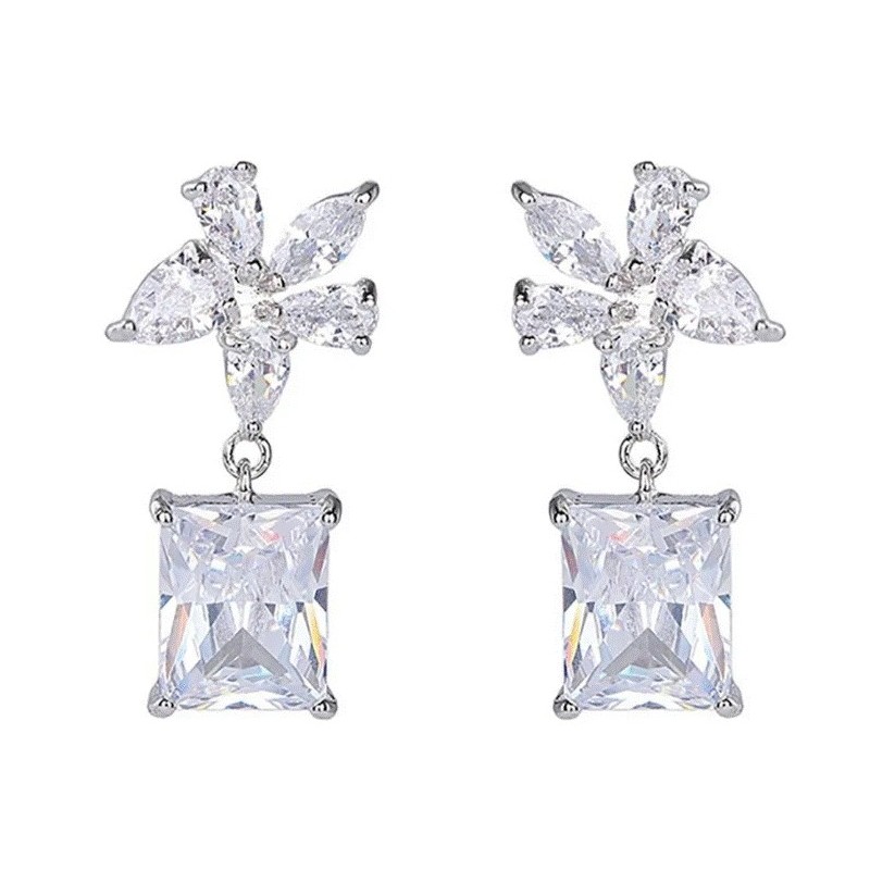 Aretes Colgantes Flor Cristal Oro Blanco 14K Laminado Aretes Colgantes Flor Cristal Oro Blanco 14K Laminado